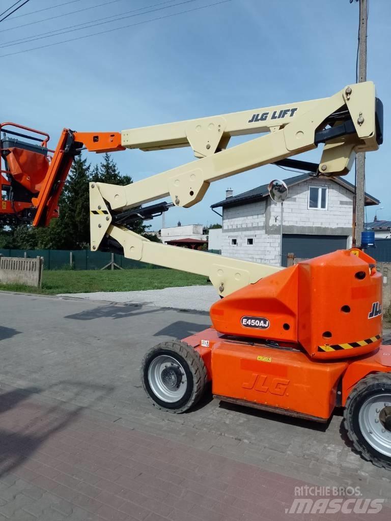 JLG E 450 AJ 曲臂高空作業車