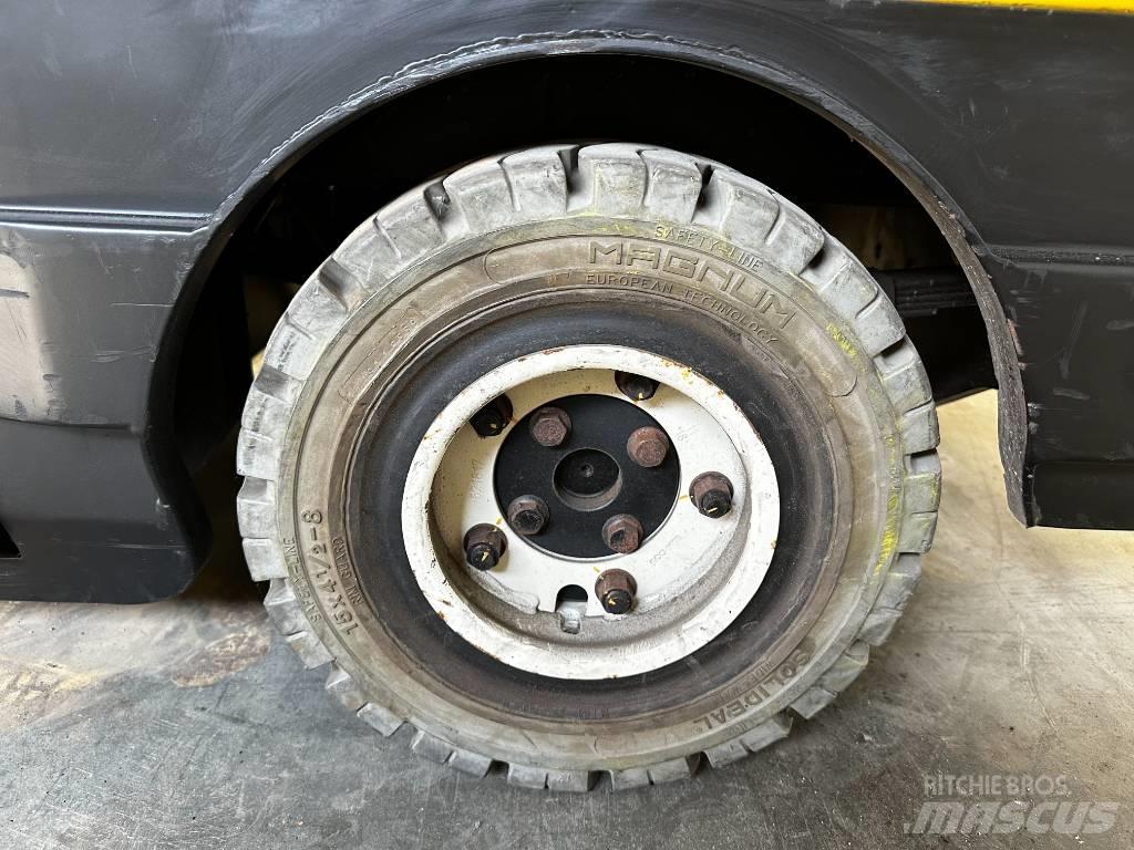Yale MT70 牽引車
