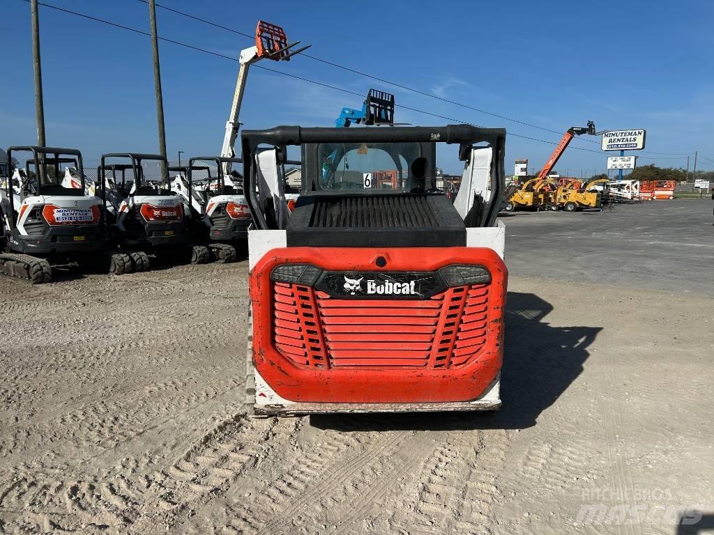 Bobcat T64 滑移轉向裝載機