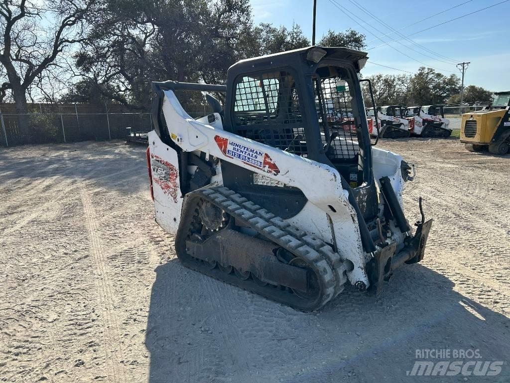 Bobcat T64 滑移轉向裝載機
