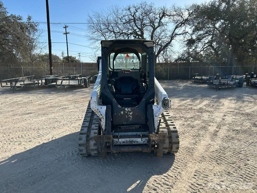 Bobcat T64 滑移轉向裝載機