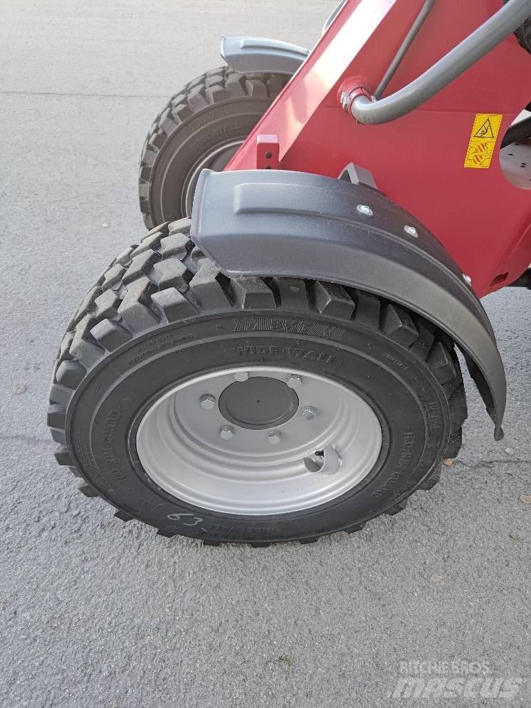 Weidemann 1280 多功能裝載機