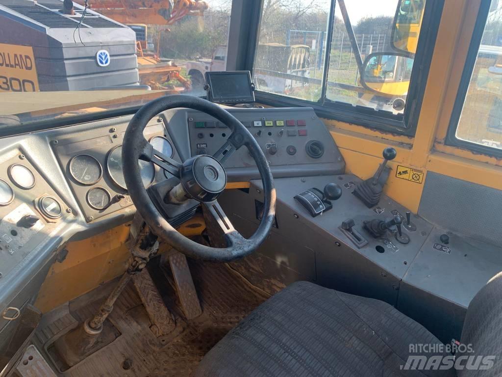 Volvo A 25 C 鉸接式起吊車