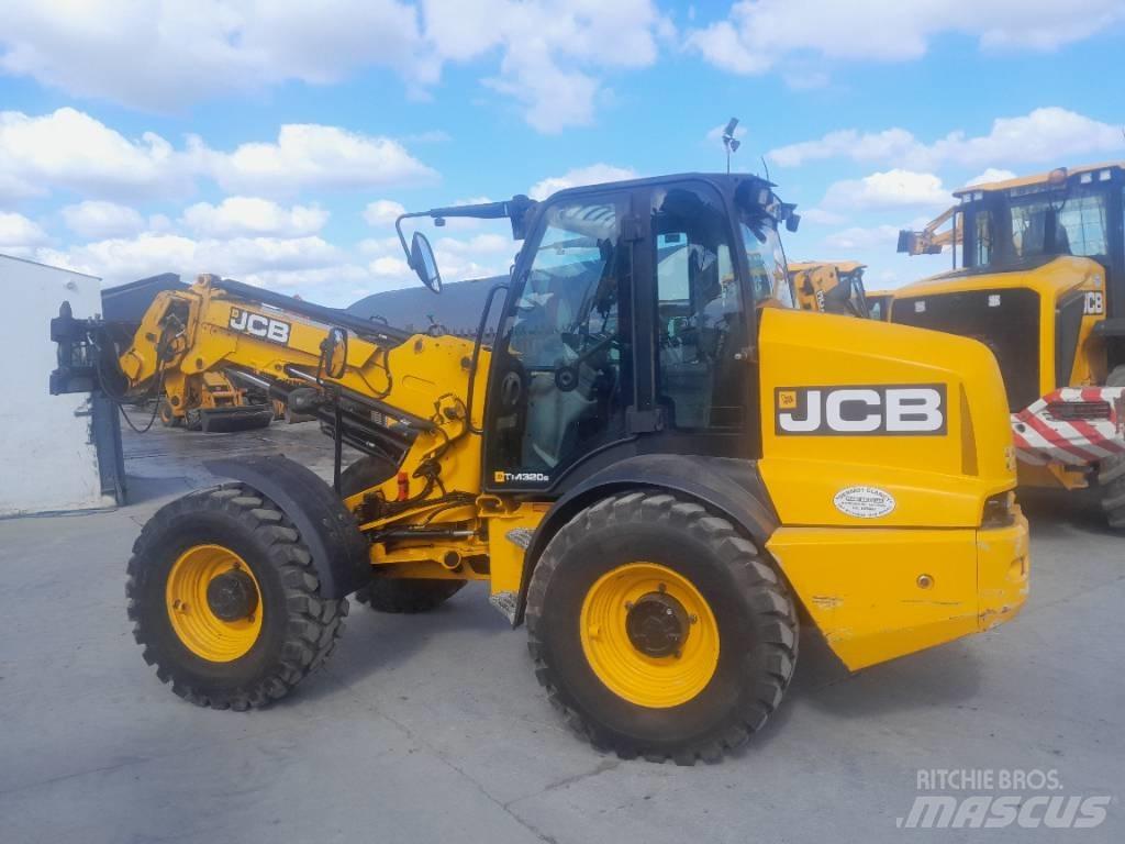 JCB TM 320 S 農業用伸縮臂裝載機