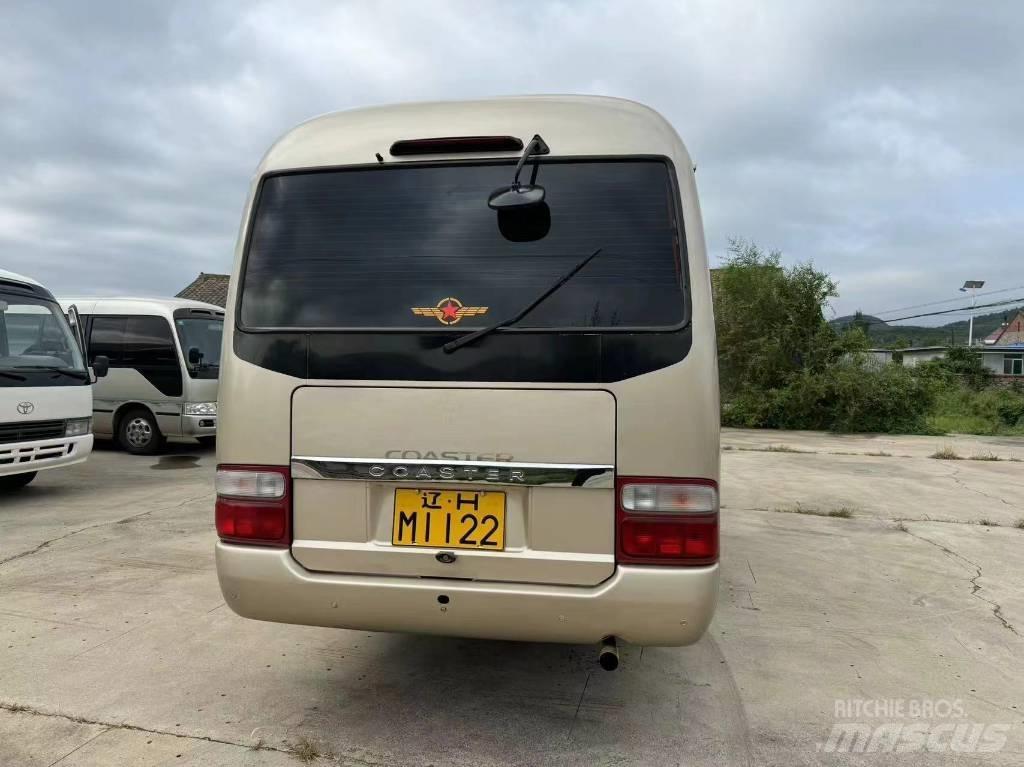 Toyota Coaster Bus 迷你巴士