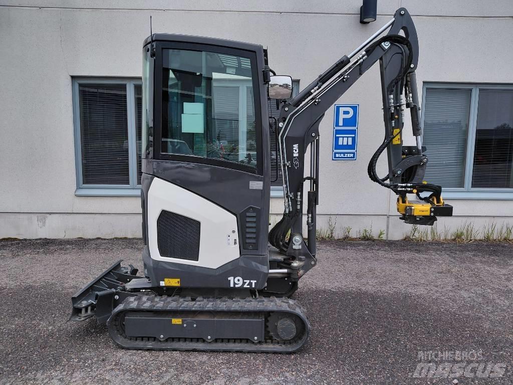 ECM 19ZT + Engcon EC02 小型挖土機/掘鑿機<7t(小型挖掘機)