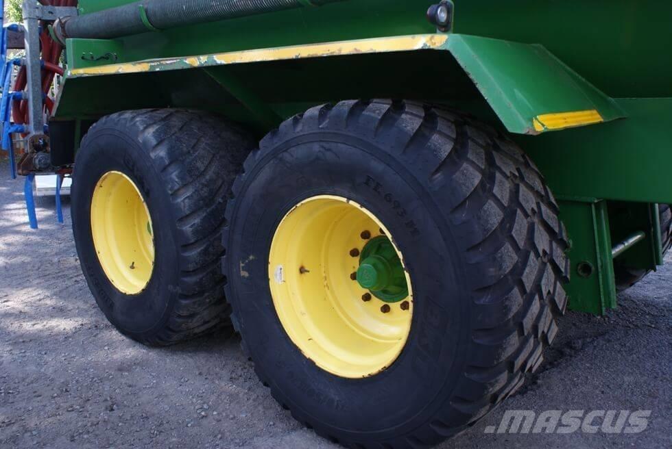 Hi-Spec 4000 TD-S 水肥車