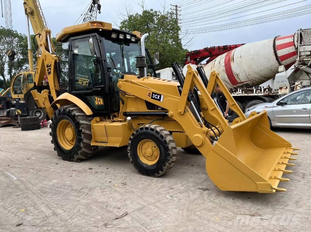 JCB 3 CX 反鏟裝載機