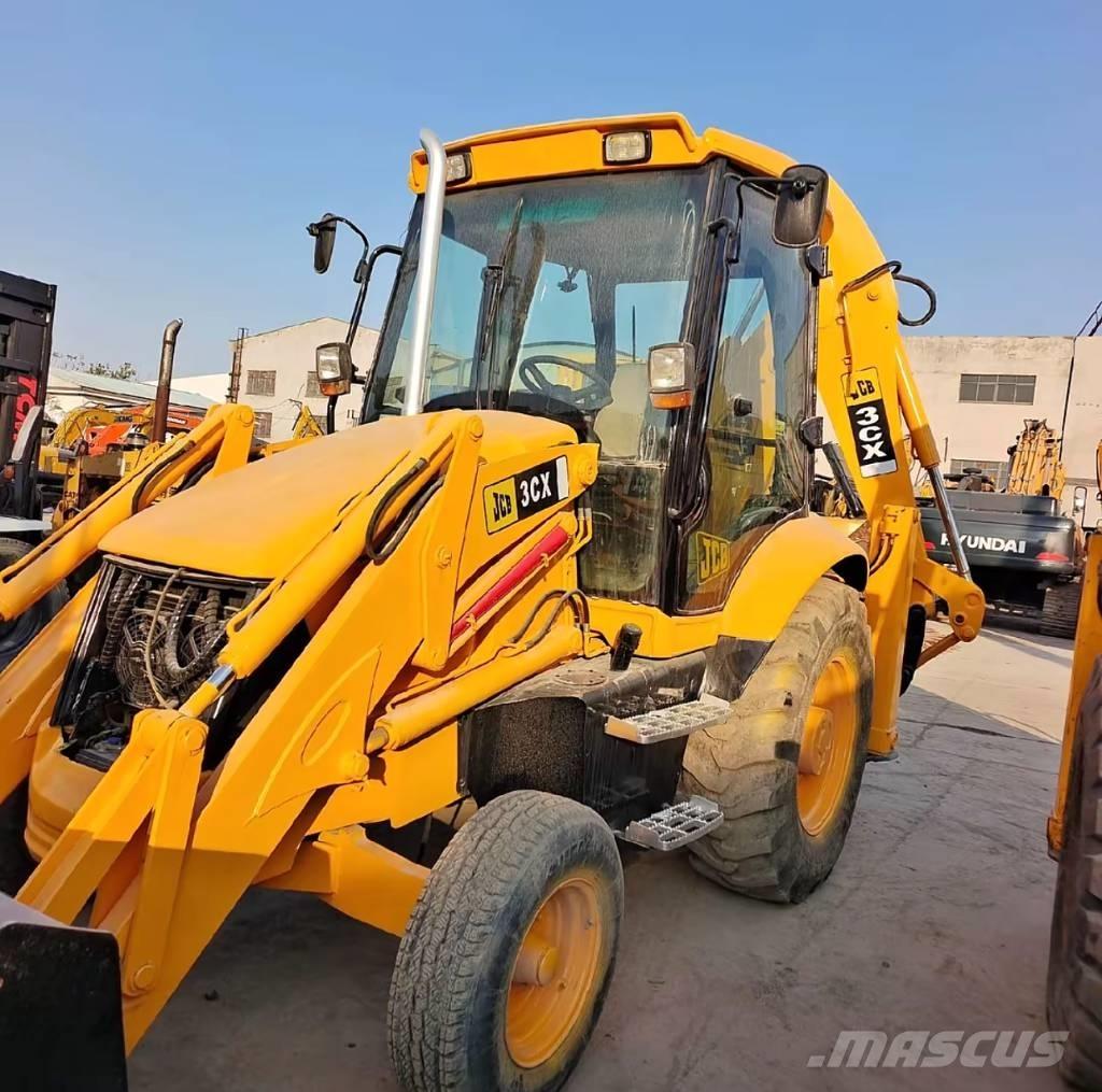 JCB 3 CX 反鏟裝載機
