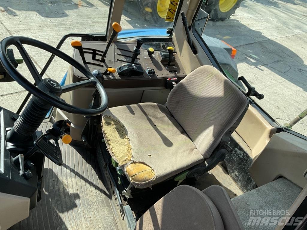 John Deere 6410 曳引機
