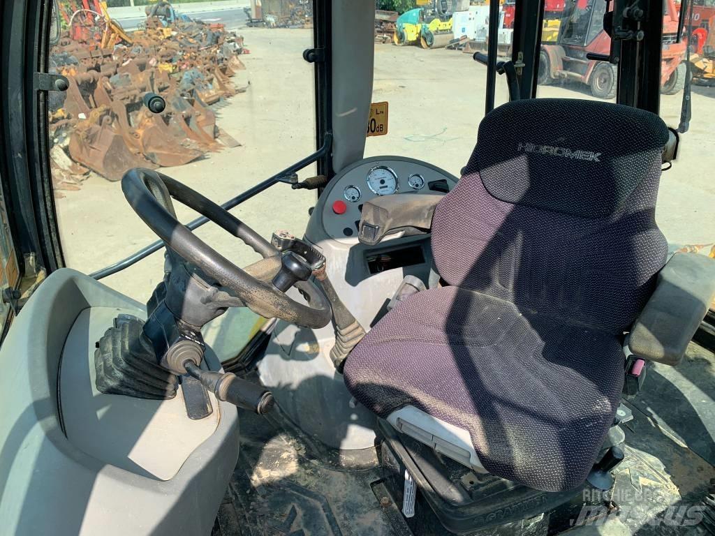 Hidromek HMK 102 反鏟裝載機