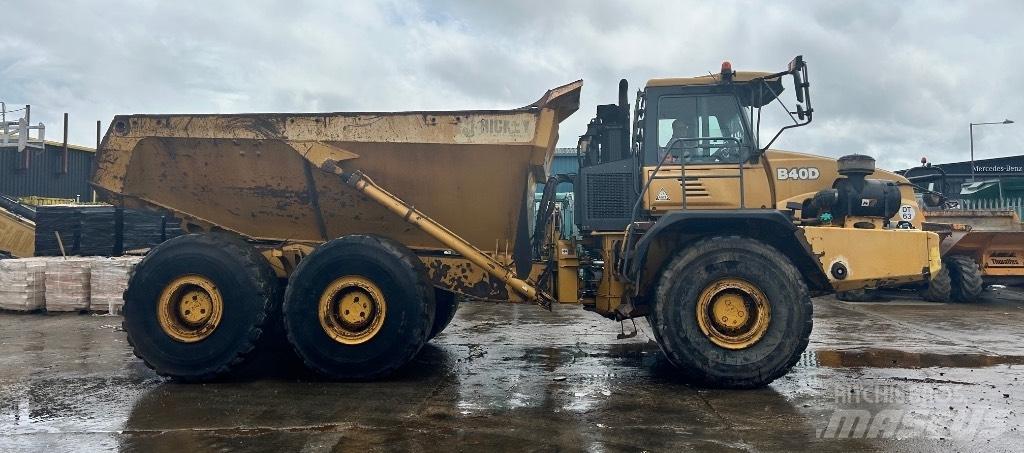 Bell B 40 D 鉸接式起吊車