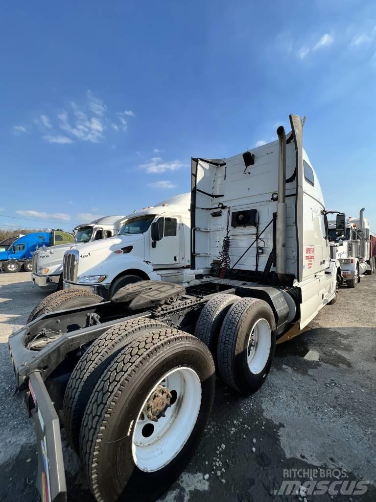Volvo VLN 670 曳引機組件