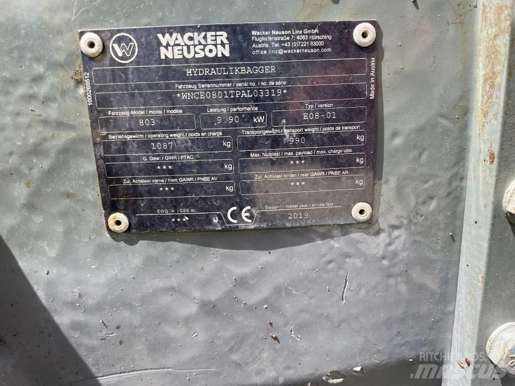 Wacker Neuson 803 小型挖土機/掘鑿機<7t(小型挖掘機)