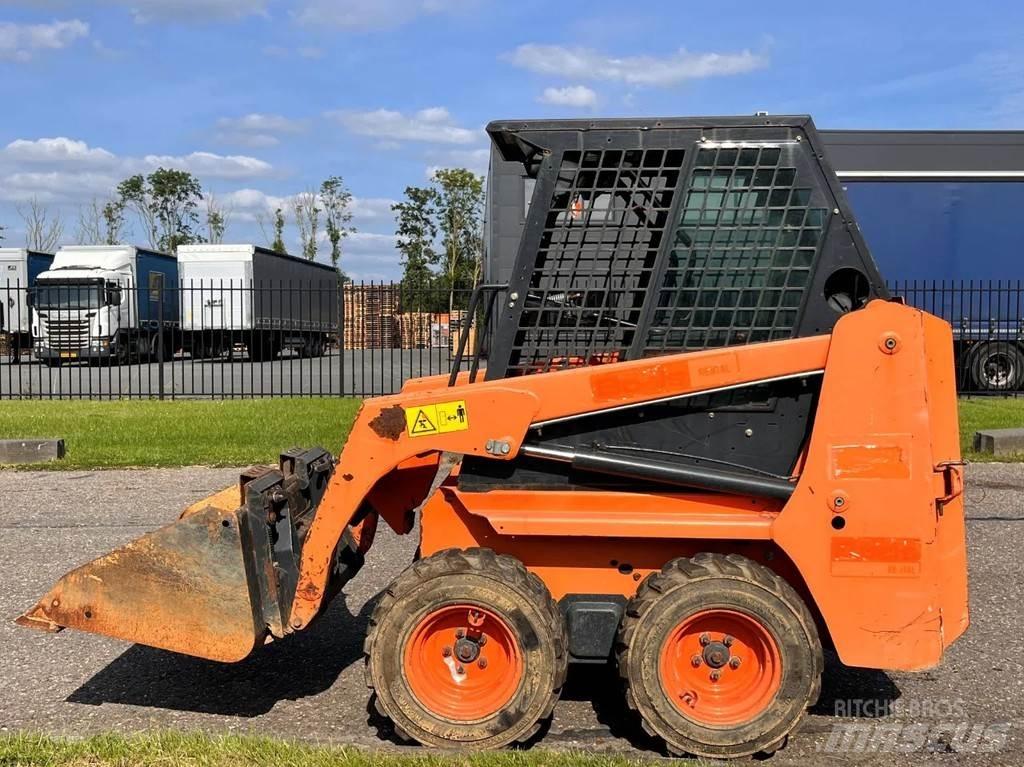 Bobcat S70 滑移轉向裝載機