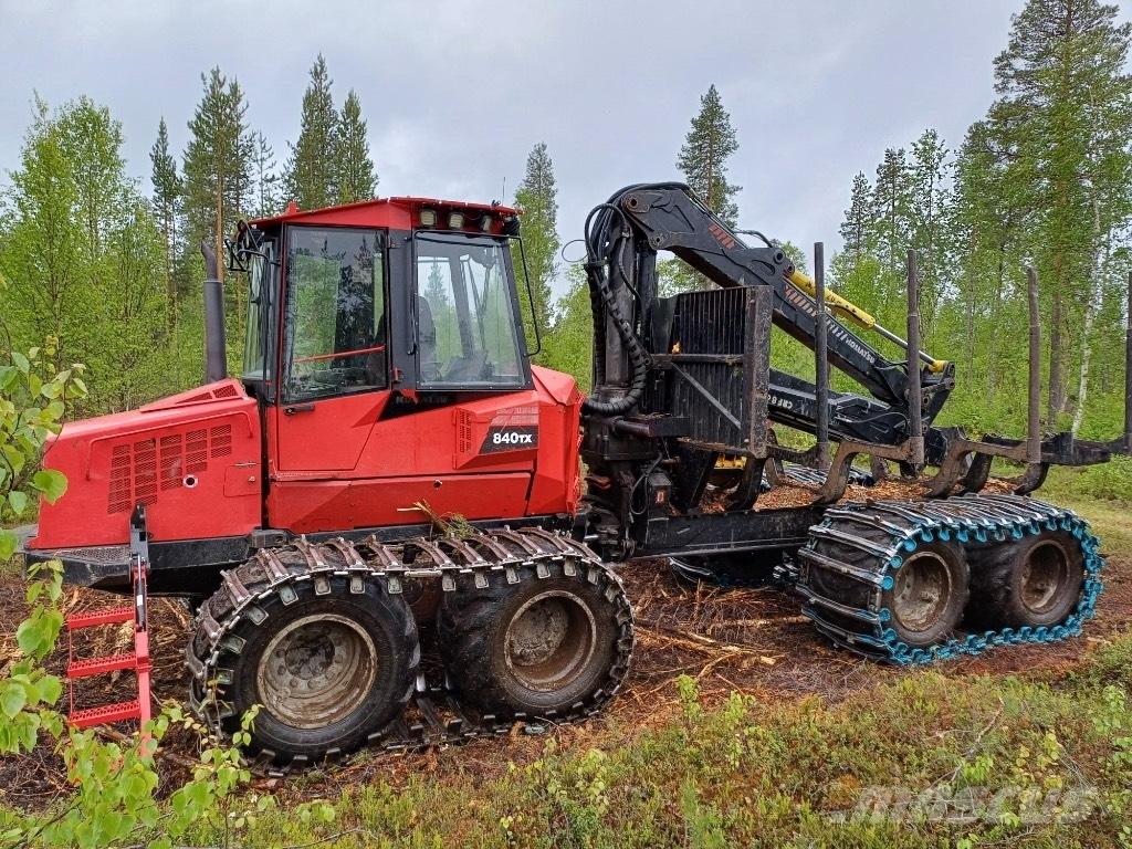Komatsu 840 TX 集運機