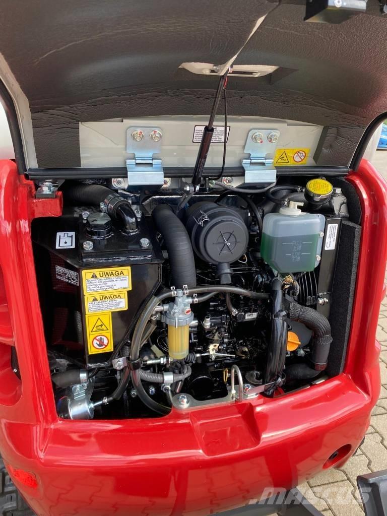 Takeuchi TB 320 小型挖土機/掘鑿機<7t(小型挖掘機)