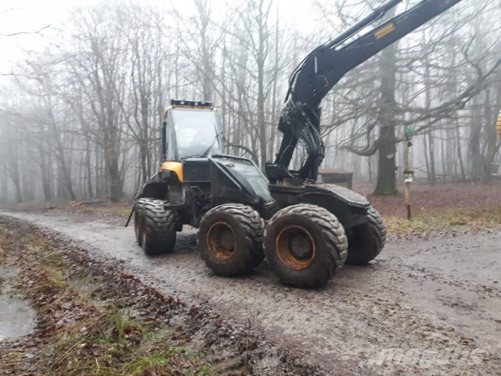 Ponsse Ergo 8W 收穫機