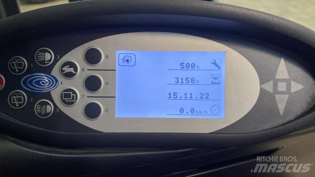 Still RX20-20 電動堆高機