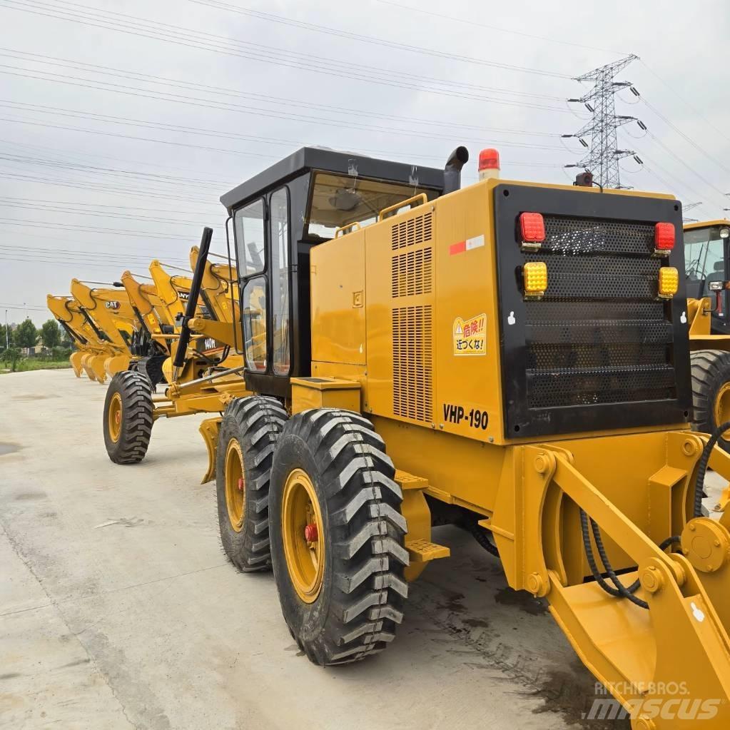 CAT 140H 平土機