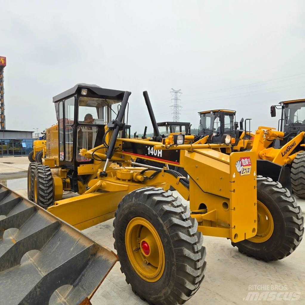 CAT 140H 平土機