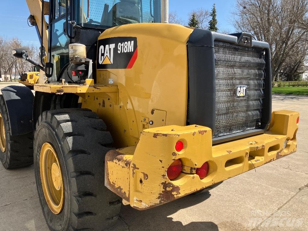 CAT 918 M 輪胎式裝載機