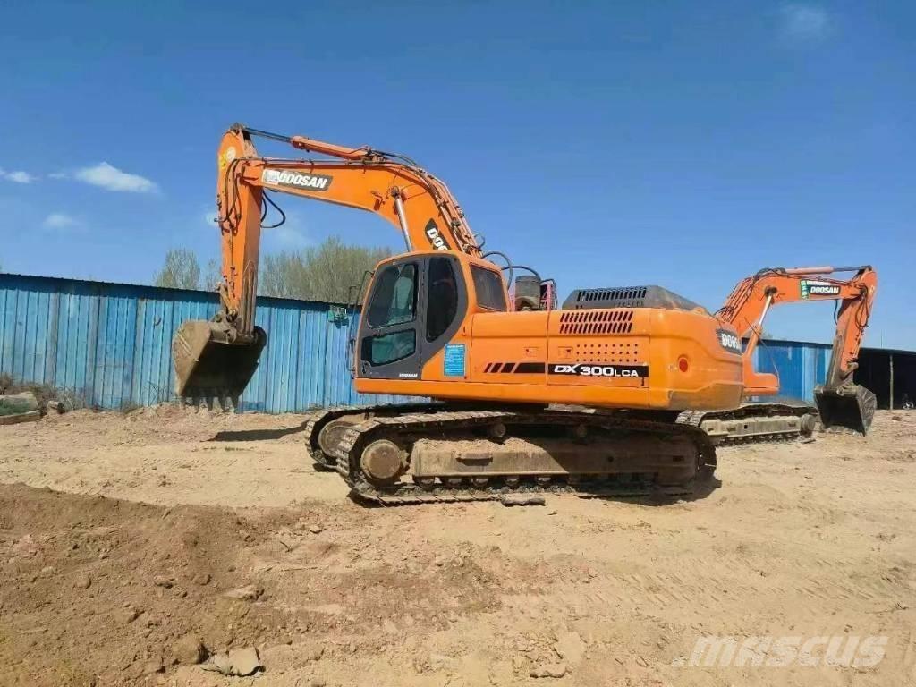 Doosan DX300LC-9 履帶式 挖土機/掘鑿機/挖掘機