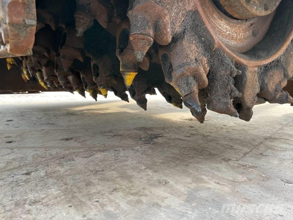 Wirtgen W 210 瀝青冷銑刨機/銑床