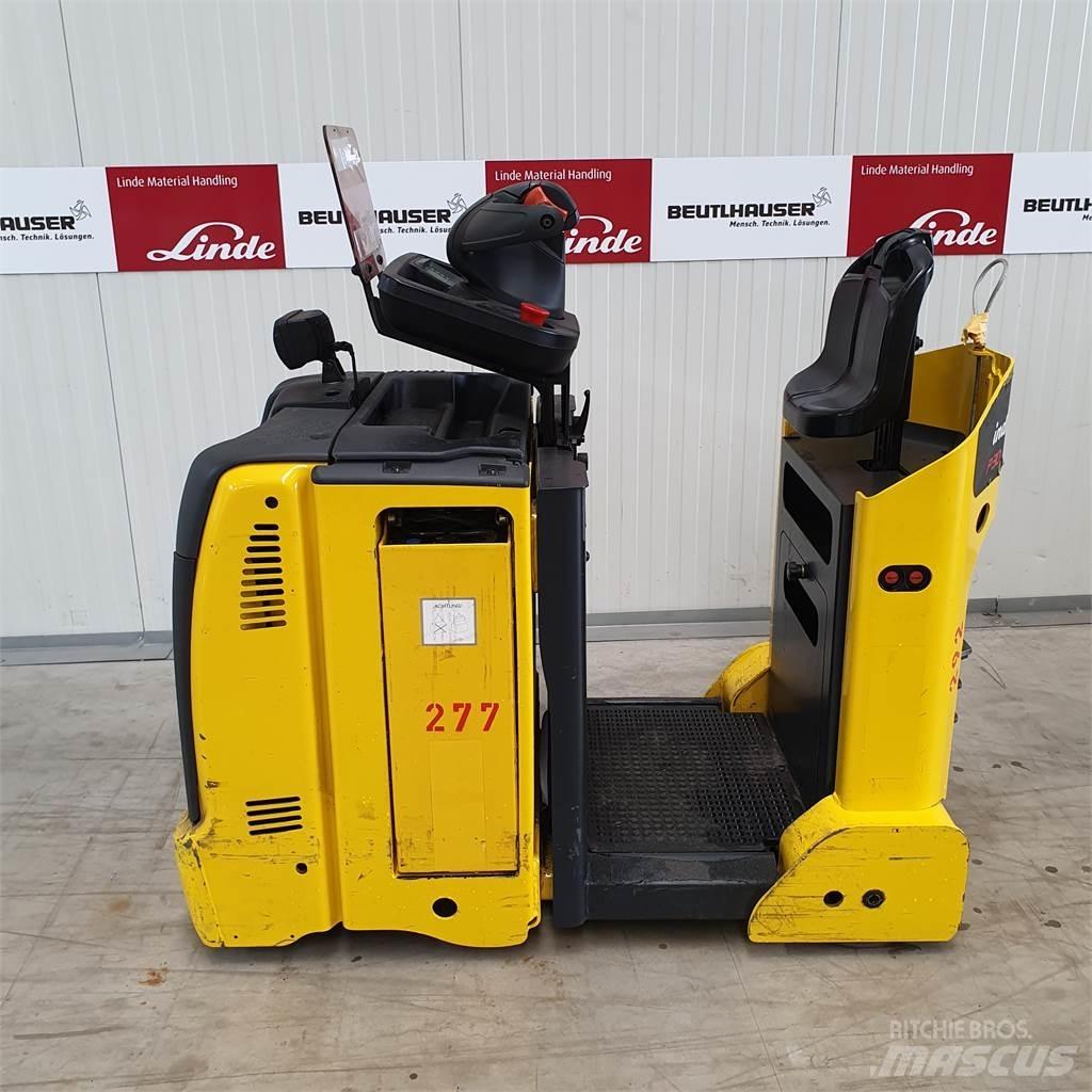 Linde P30C 牽引車