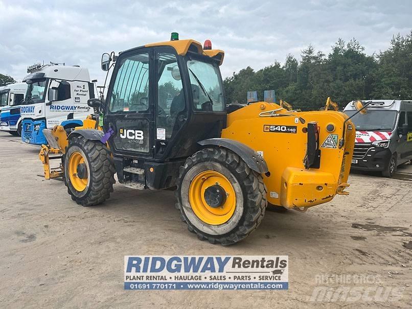 JCB 540-140 伸縮臂操作車