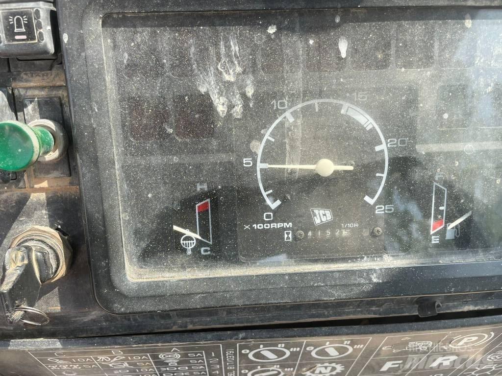 JCB 3 CX 反鏟裝載機