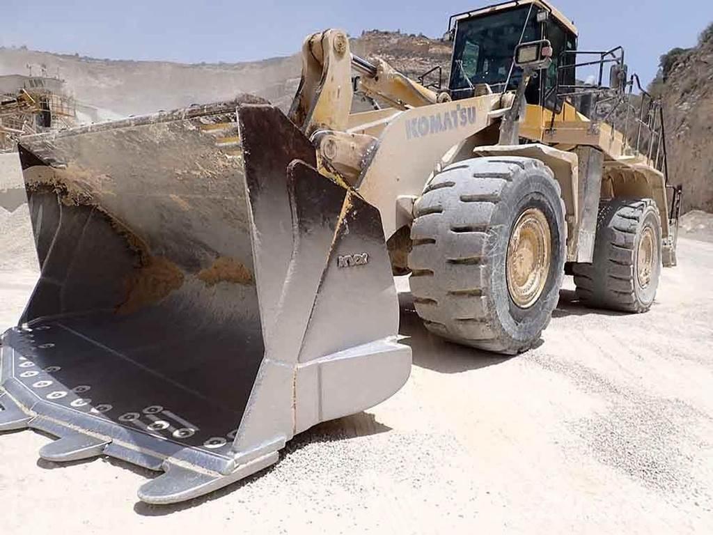 Komatsu WA600-8EO 輪胎式裝載機