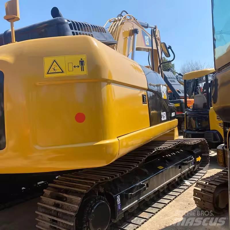 CAT 325 D 履帶式 挖土機/掘鑿機/挖掘機