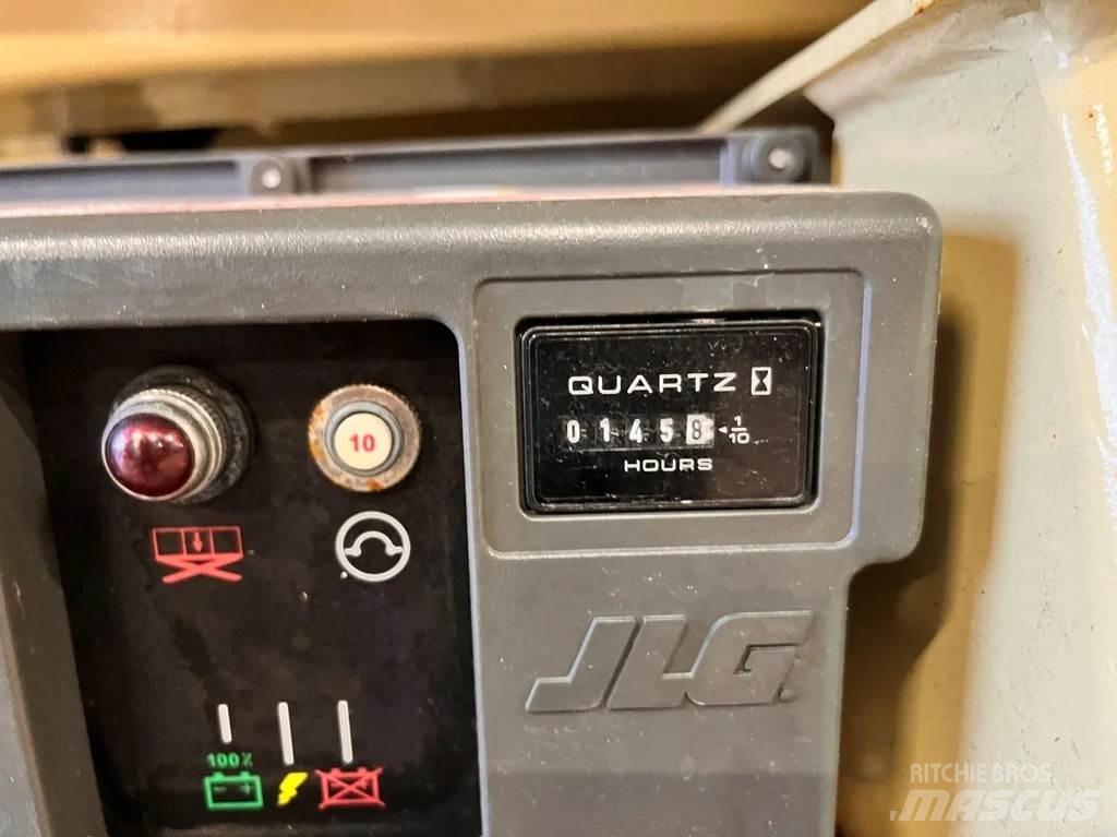 JLG 2032ES 剪式升降機