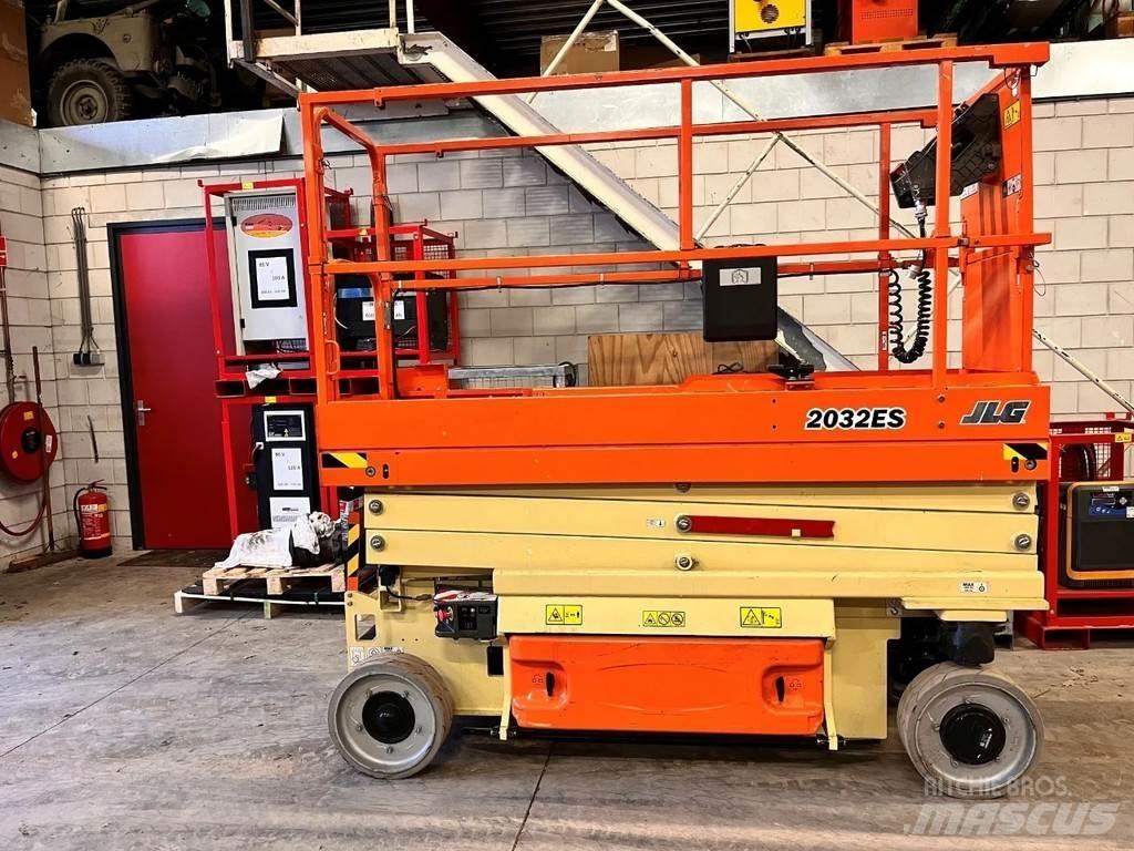 JLG 2032ES 剪式升降機