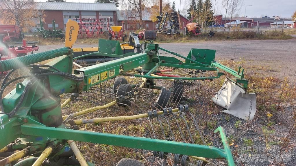 John Deere GA 6000 堆草機