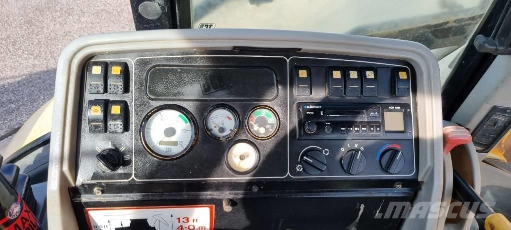 JCB 4cx 反鏟裝載機