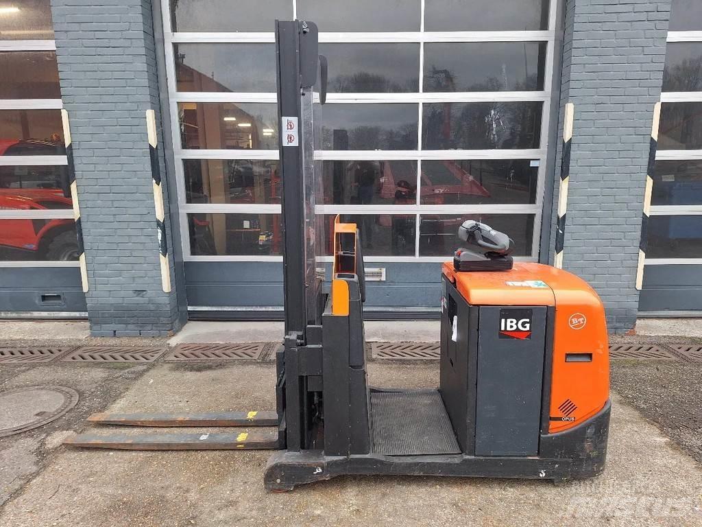 BT OSE120CB 中端式裝載機