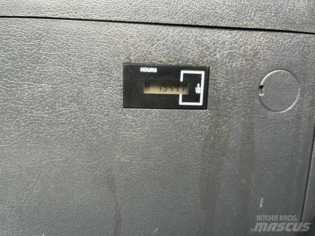 Hyundai HX 140 AL 履帶式 挖土機/掘鑿機/挖掘機