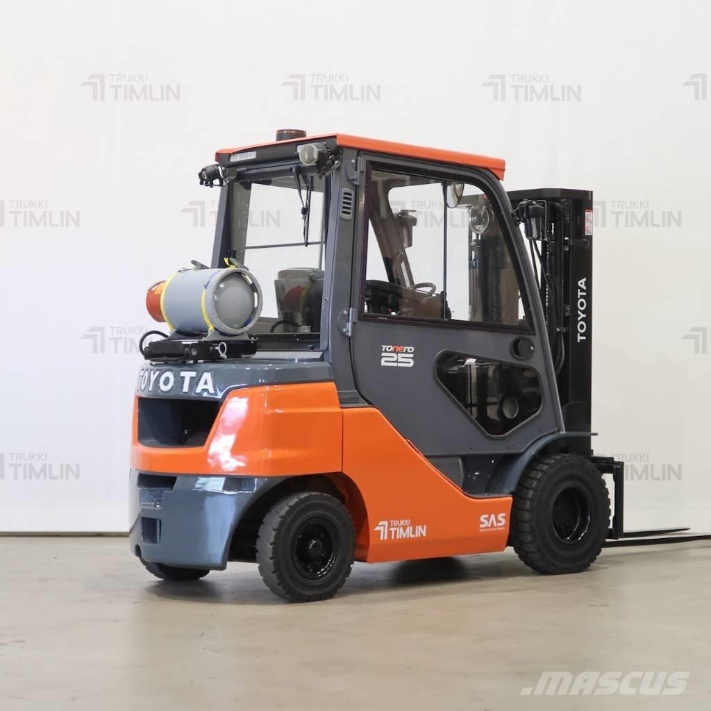 Toyota 02-8FGF25 液化石油氣LPG卡車