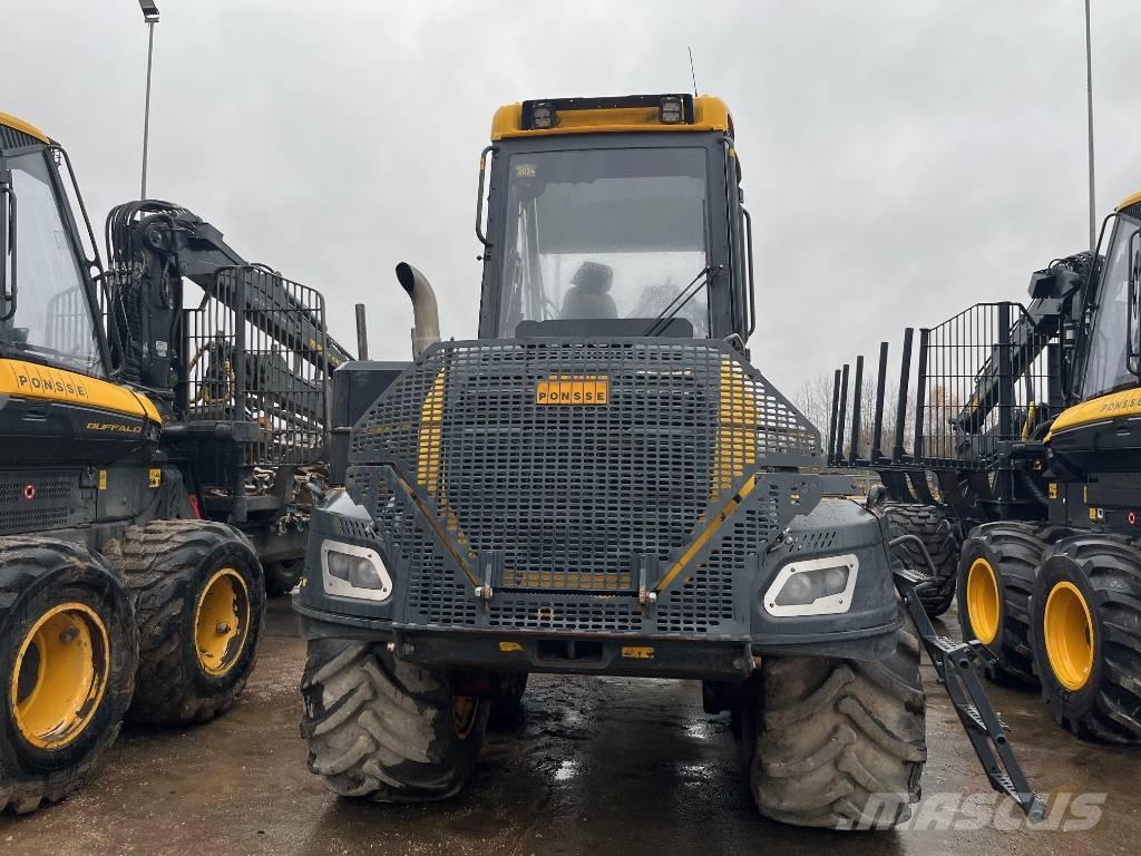 Ponsse Fox 收穫機