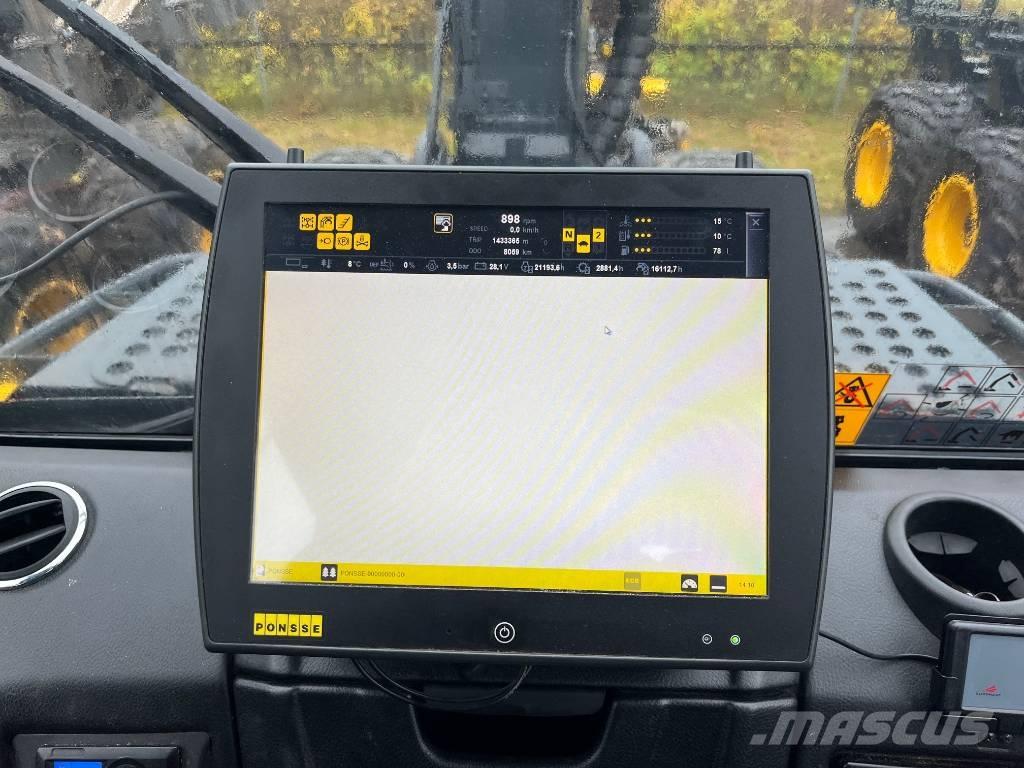 Ponsse Fox 收穫機