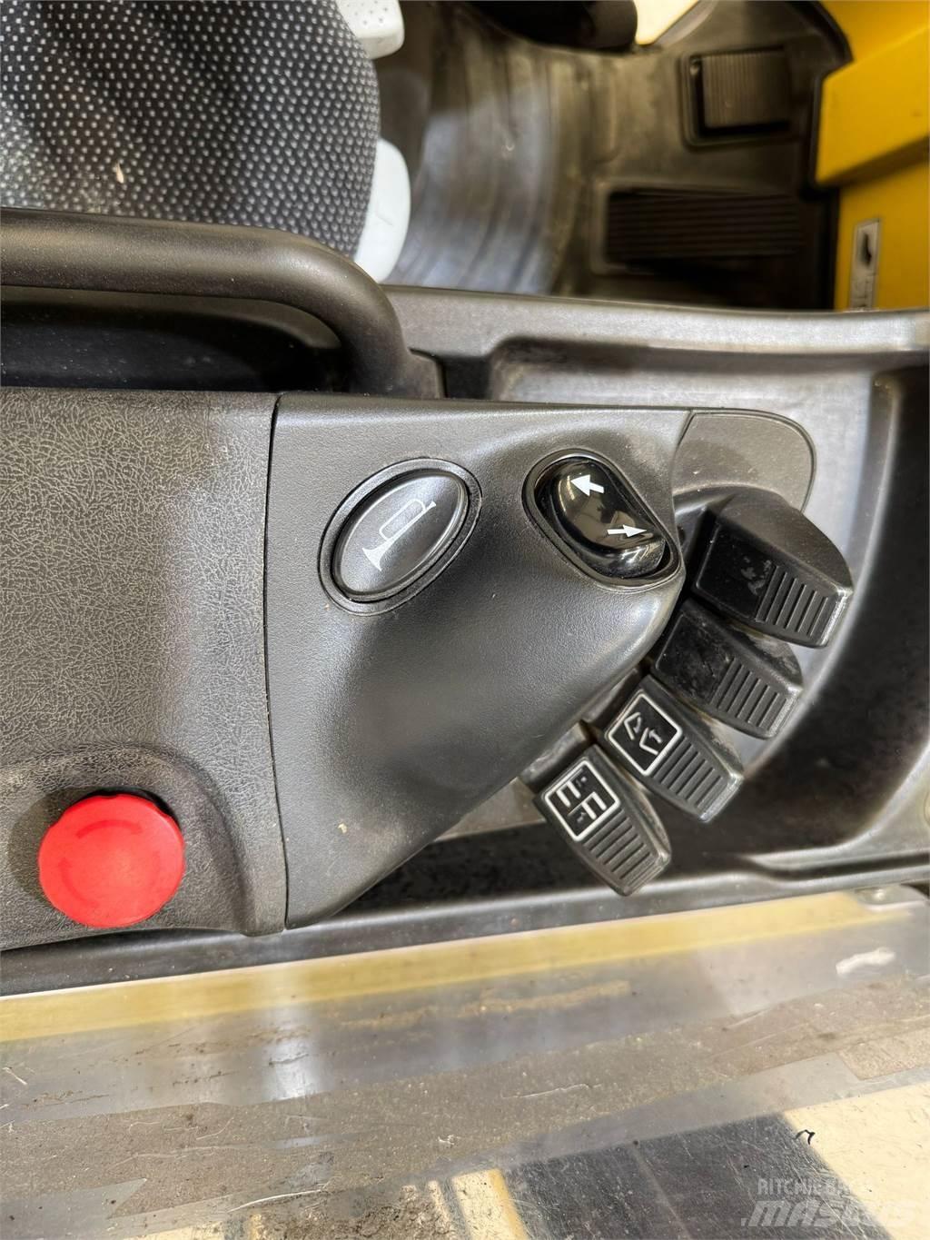 Hyster R1 6 前伸式堆高機(叉車)