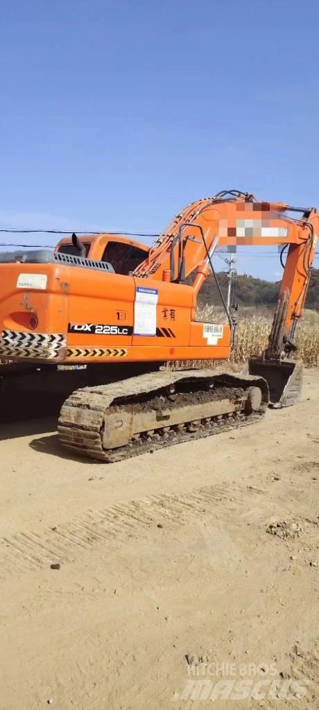 Doosan DX 225LC 履帶式 挖土機/掘鑿機/挖掘機