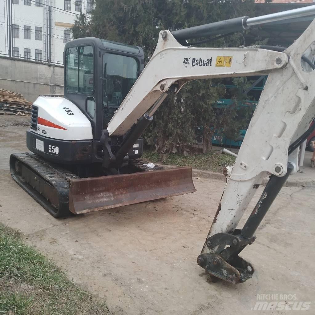 Bobcat E 50 小型挖土機/掘鑿機<7t(小型挖掘機)