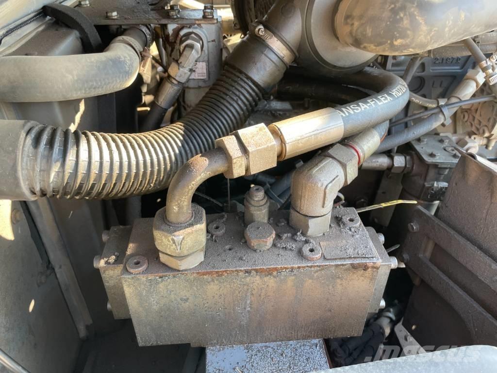 Hamm HD 13 VV 雙輪滾壓機