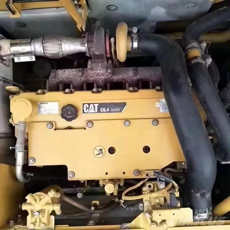 CAT 325 D 履帶式 挖土機/掘鑿機/挖掘機