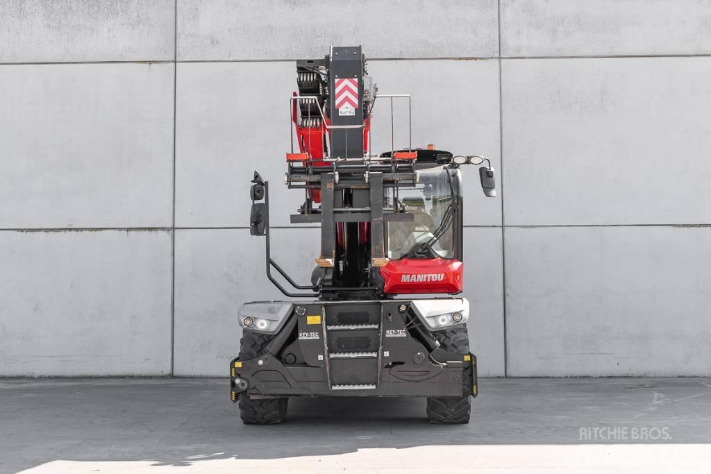 Manitou MRT 2260 伸縮臂操作車
