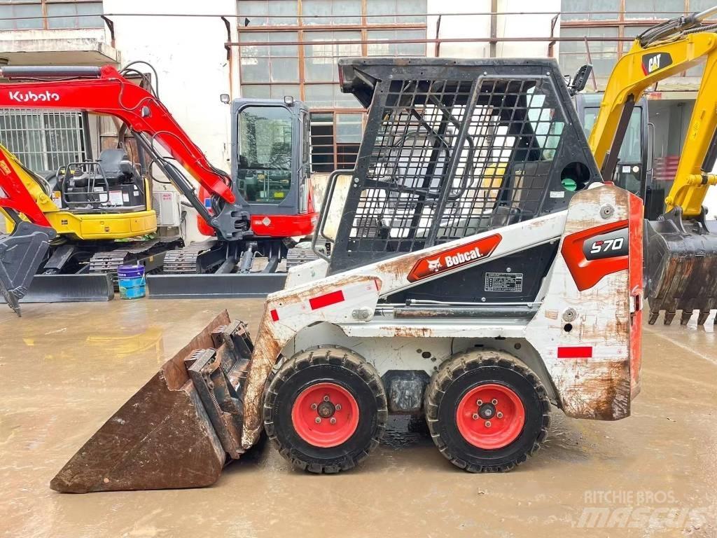 Bobcat S 70 滑移轉向裝載機