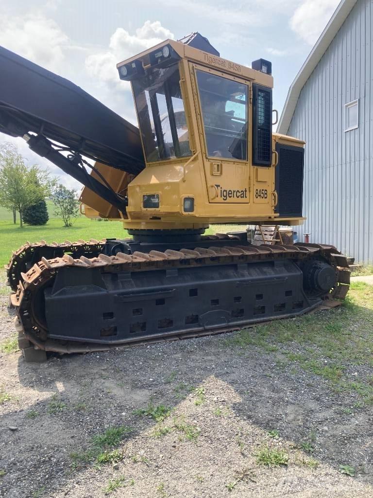 Tigercat 845B 收穫機